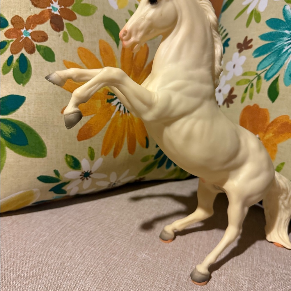 1970/ Breyer Rearing White Stallion